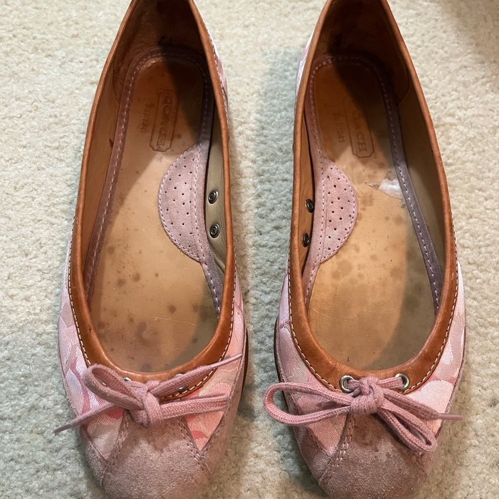 Coach driving flats